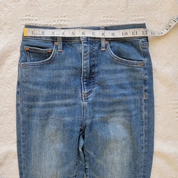 Aritzia "The Lola High Rise Skinny  26L" Denim Jean - Picture 9 of 11